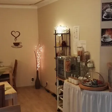 여관 Gaestehaus Engelgasse 헤르초게나우라흐