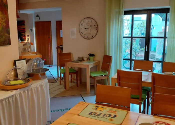 Мини-отель Gaestehaus Engelgasse